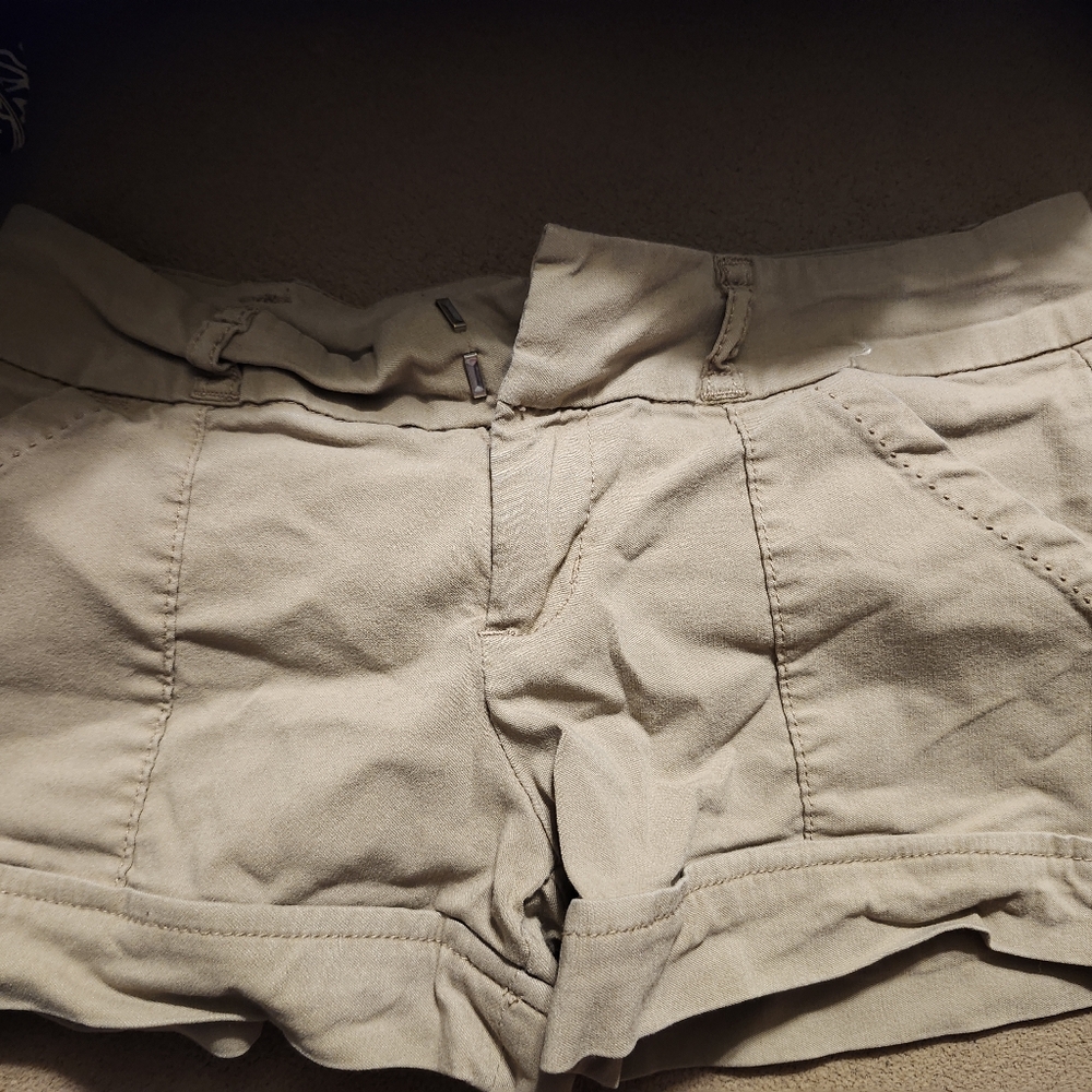 BeBop khaki cargo shorts